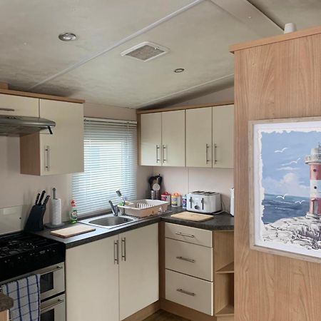 Phoenix Caravan Hire, Trecco Bay Porthcawl Εξωτερικό φωτογραφία